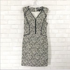 Banana Republic sleeveless zip front shift dress 6